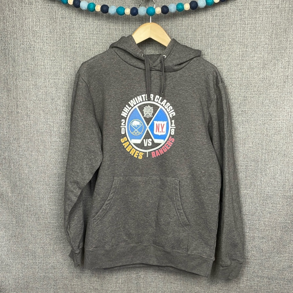 Fanatics NHL 2018 Winter Classic Sabres vs. Rangers Commemorative Hoodie Sz MED